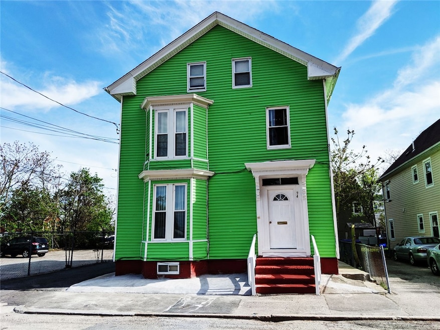 94 Mawney St, Providence, RI 02907 - photo 1