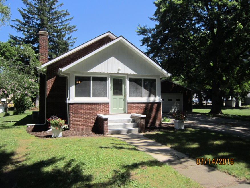 1329 Sheridan -016