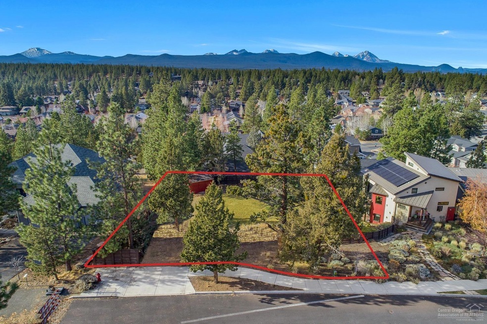 2915 NW Polarstar Ave, Bend, OR 97701 - photo 1