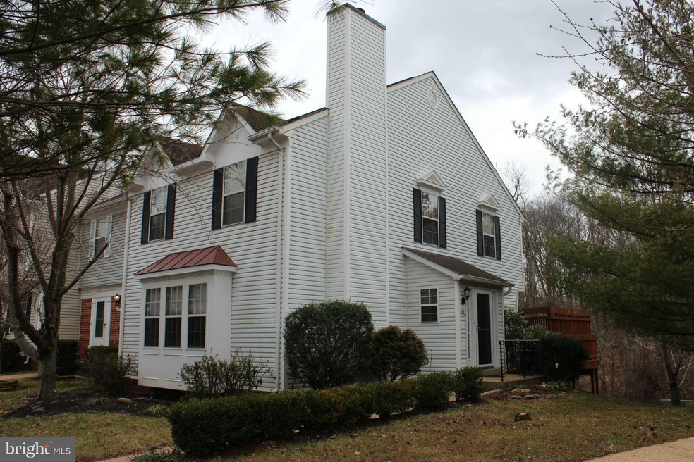 235 Finchingfield Ct, Sterling, VA 20165 - photo 1