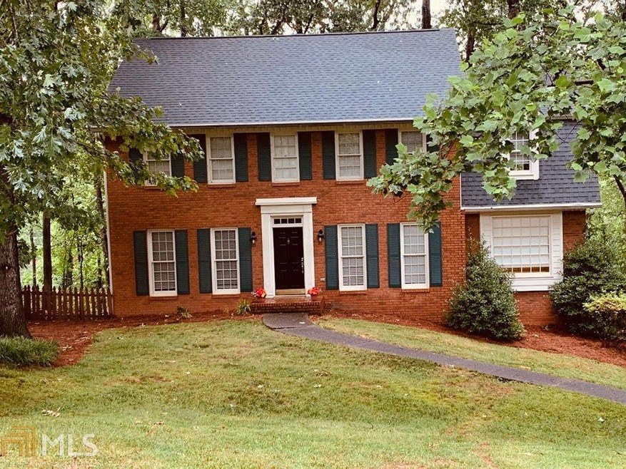 E East Cove, Marietta, GA 30068 - photo 1