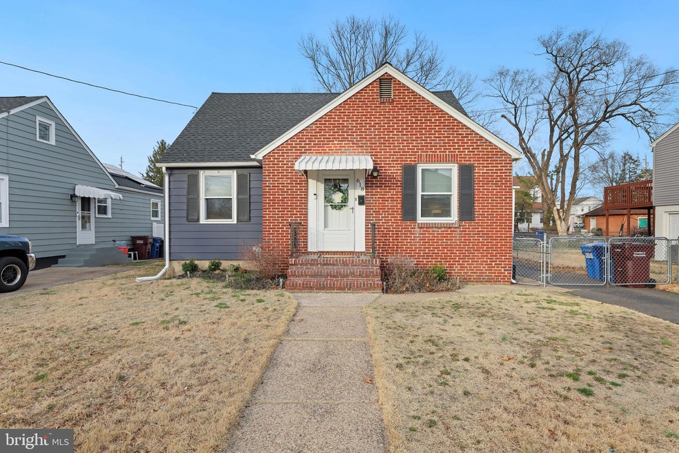 618 Arndt Ave, Riverside, NJ 08075 - photo 1