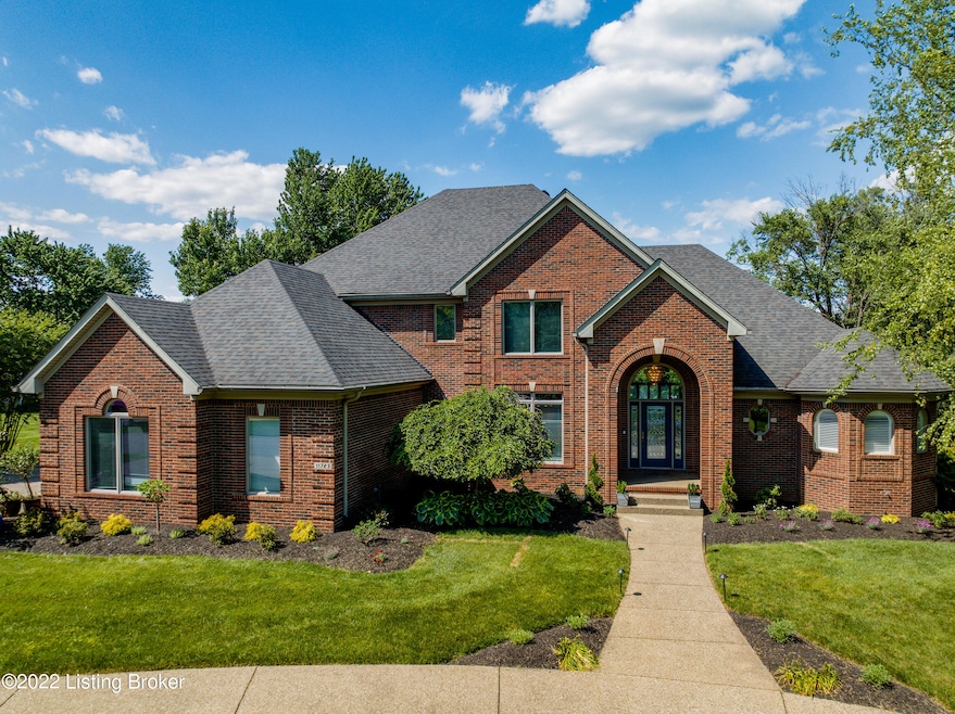11723 Paramont-2