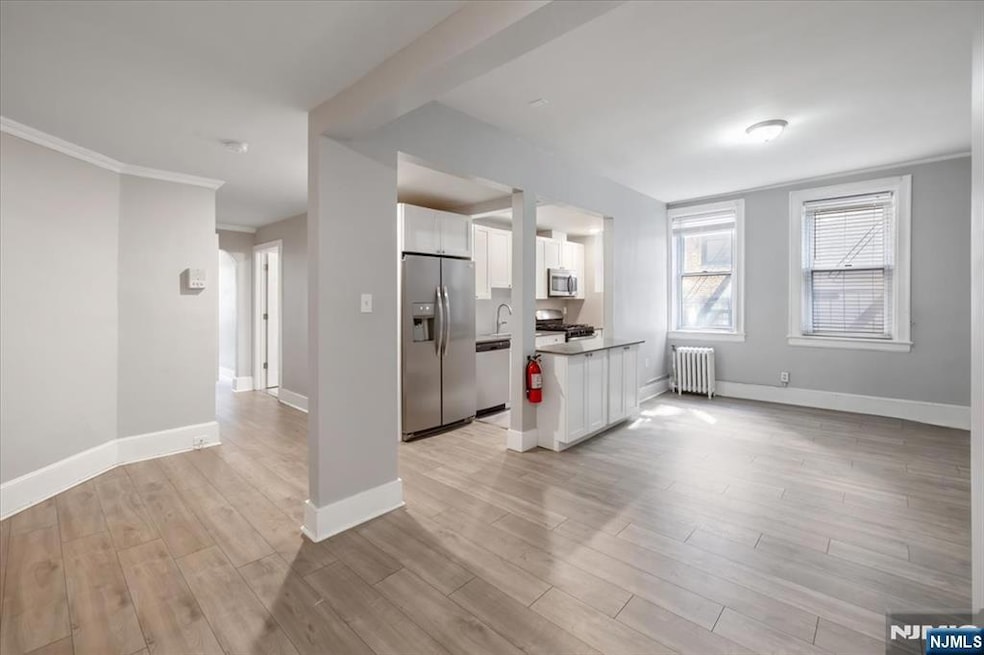 Melrose Hall unit 28, North Bergen, NJ 07047 - photo 1