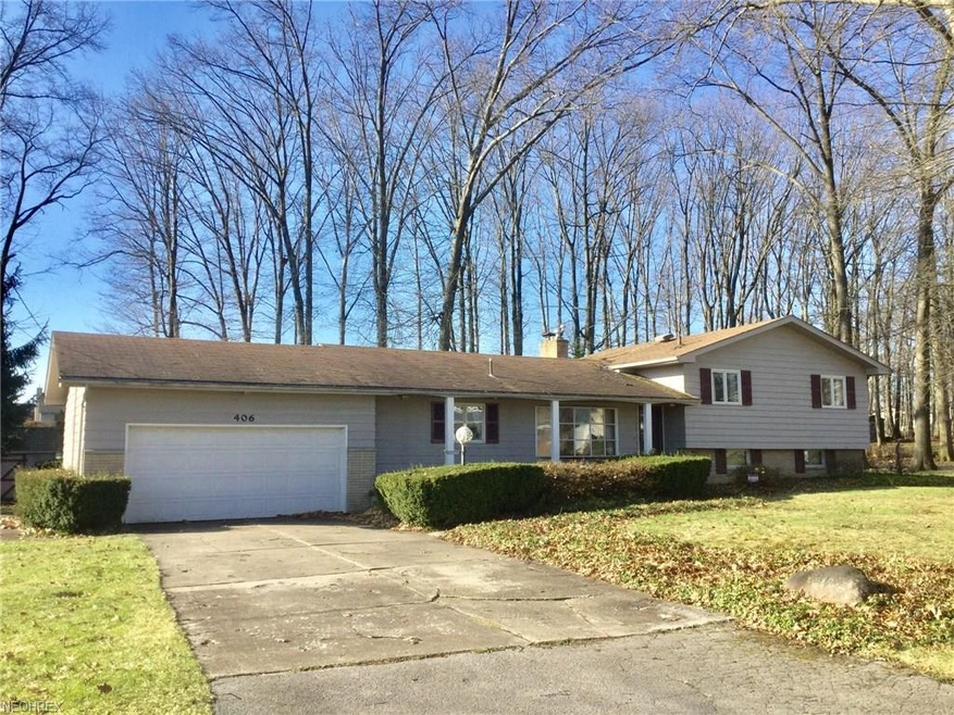 Spacious Four Bedroom, one and Half Bath Split! We