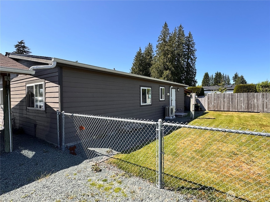 9392 Thresher Ave, Sedro-Woolley, WA 98284 - photo 1