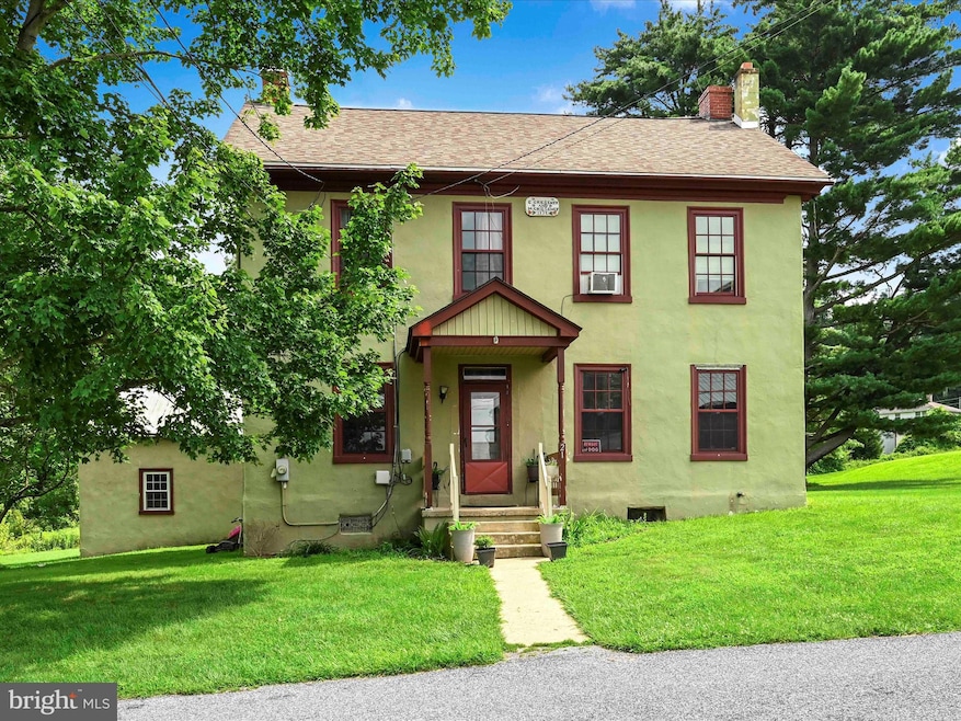 21 Spangsville Rd, Boyertown, PA 19512 - photo 1