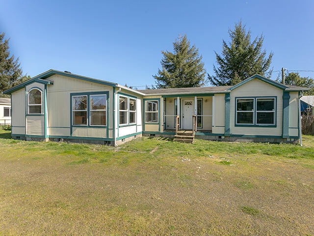 431-460457-Front Shot