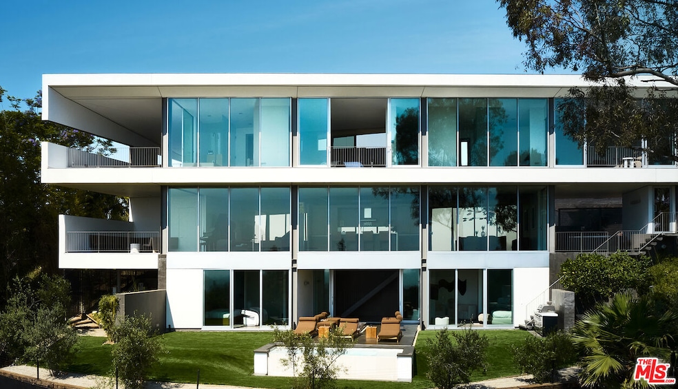 2500 Briarcrest Rd, Beverly Hills, CA 90210 - photo 1