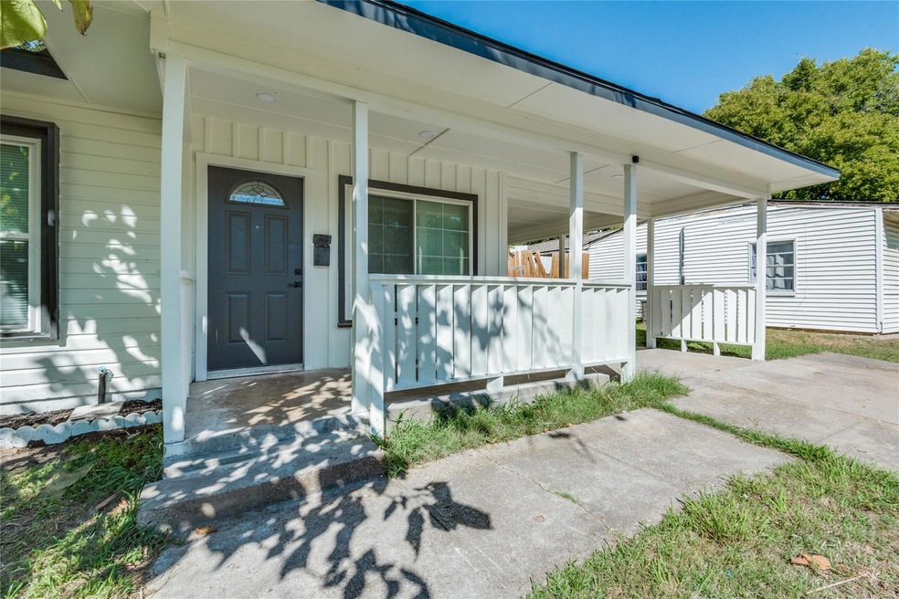 1110 Indian Hills Dr, Grand Prairie, TX 75051 - photo 1