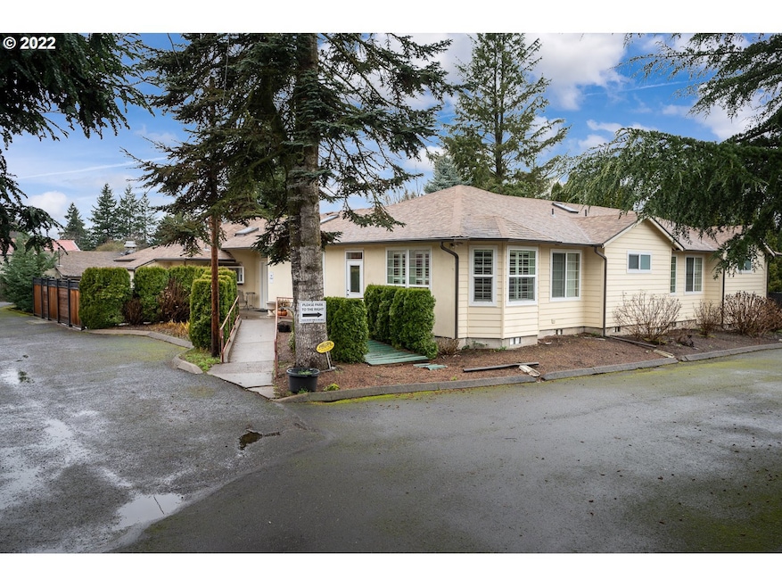 Sold $1,900,000 • Co-Listing Agent