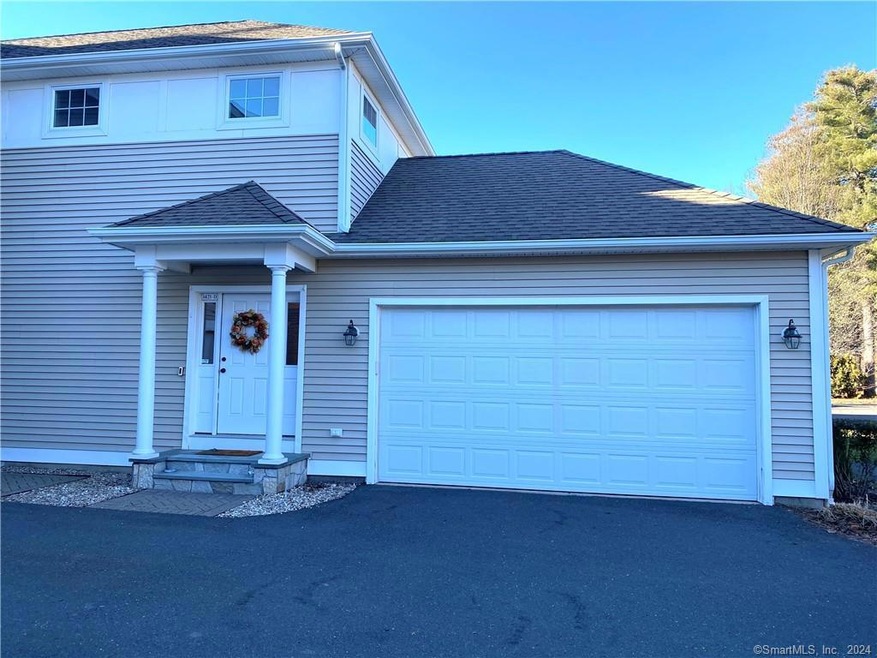 1421 Farmington Ave unit D, Farmington, CT 06032 - photo 1