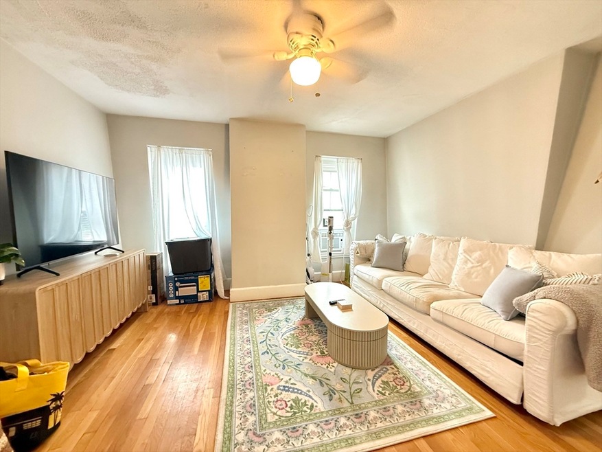 373 K St unit 2, Boston, MA 02127 - photo 1