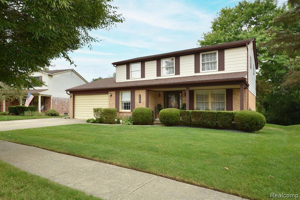 Welcome to 5332 Orchard Crest!