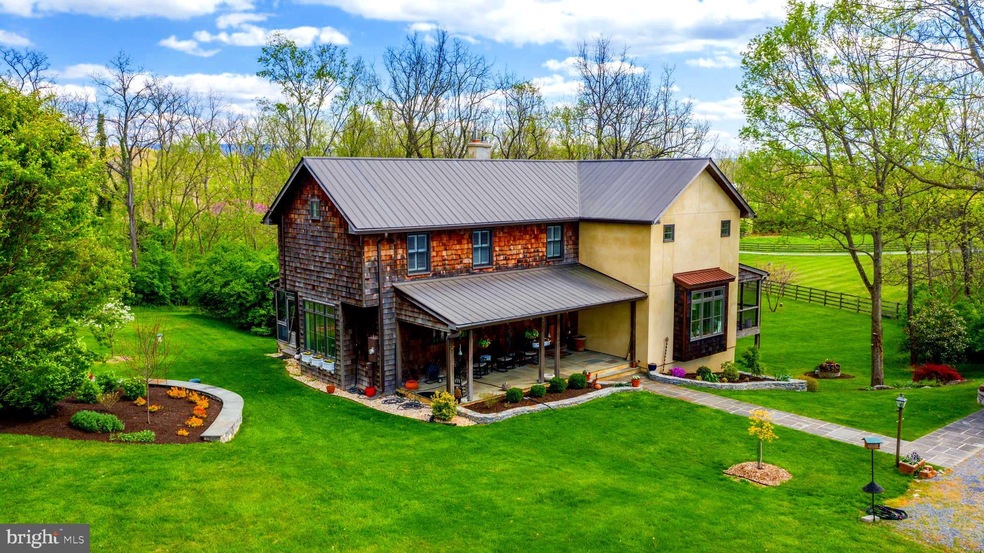 162 Greenfields Ln, White Post, VA 22663 - photo 1