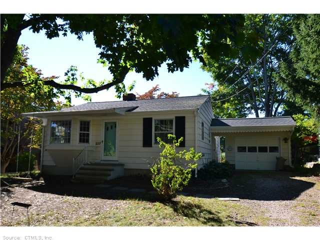 237 Ocean View Ave, Mystic, CT 06355 - photo 1