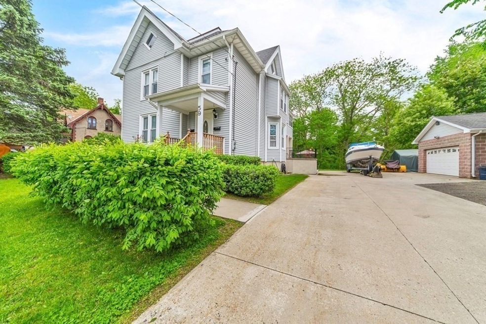 59 Prospect St unit 2, Chicopee, MA 01013 - photo 1