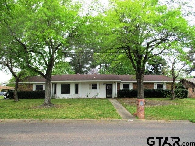 2807 2807 Chandler St, Kilgore, TX 75662 - photo 1