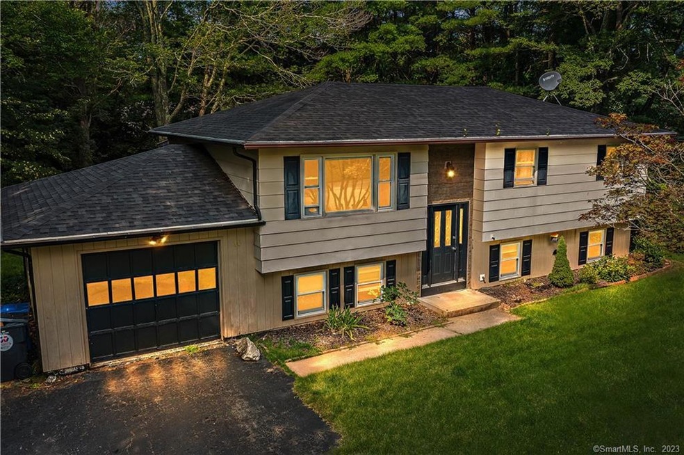 10 Taft St, Danielson, CT 06239 - photo 1