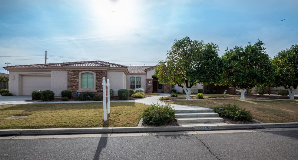 3355 E Indigo Cir unit 161, Mesa, AZ 85213 - photo 1