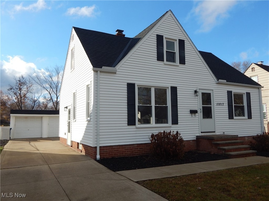 11017 Woodview Blvd, Parma Heights, OH 44130 - photo 1