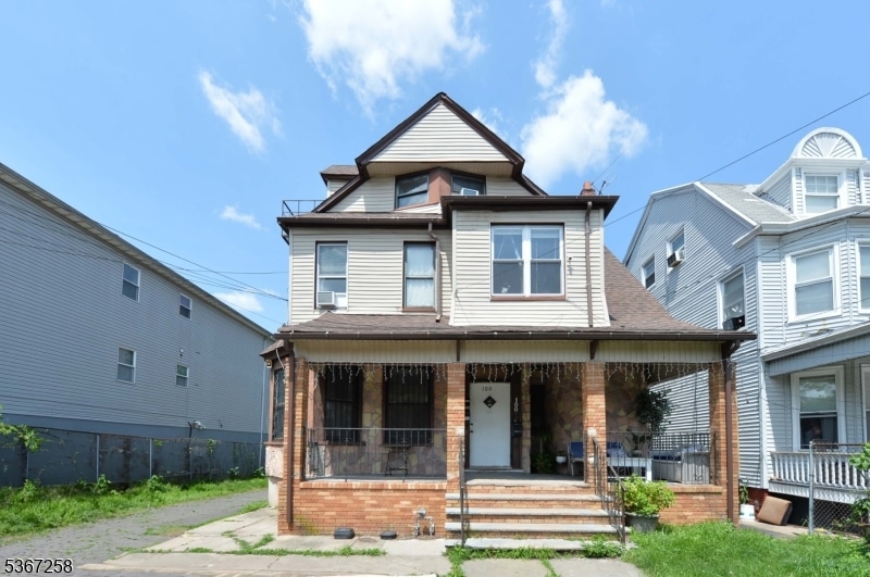 For Rent $1,850/month