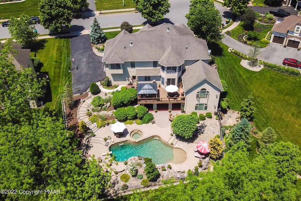 10 Creek View Ct, Easton, PA 18045 - photo 1