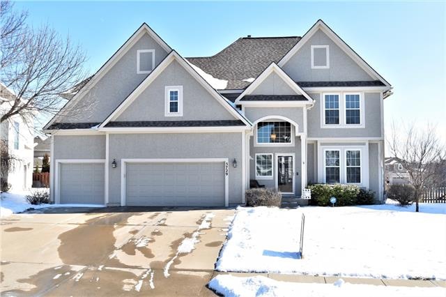 5729 Brockway St, Shawnee, KS 66226 - photo 1