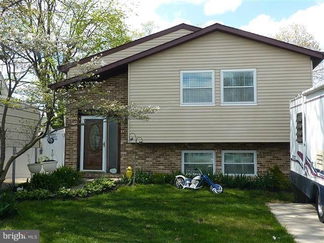 212 Glen Rd, Pasadena, MD 21122 - photo 1