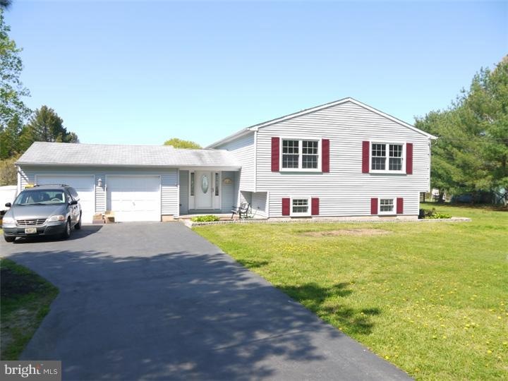 902 Lincoln Rd, Mullica Hill, NJ 08062 - photo 1