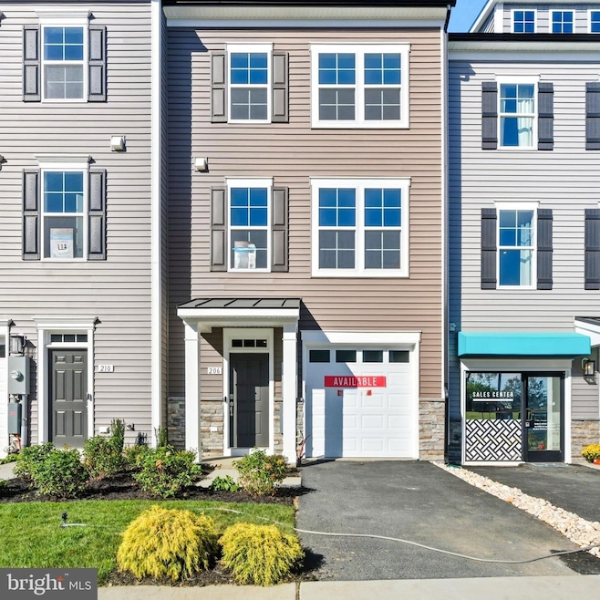 206 Monteith Dr, Winchester, VA 22601 - photo 1