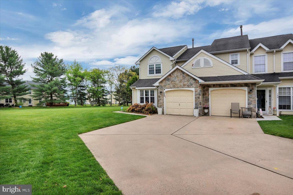 122 Kerry Lynn Ct, Williamstown, NJ 08094 - photo 1