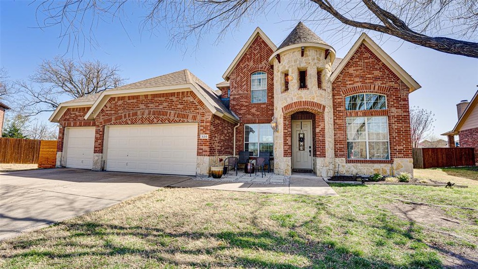 320 San Jacinto Dr, Lavon, TX 75166 - photo 1