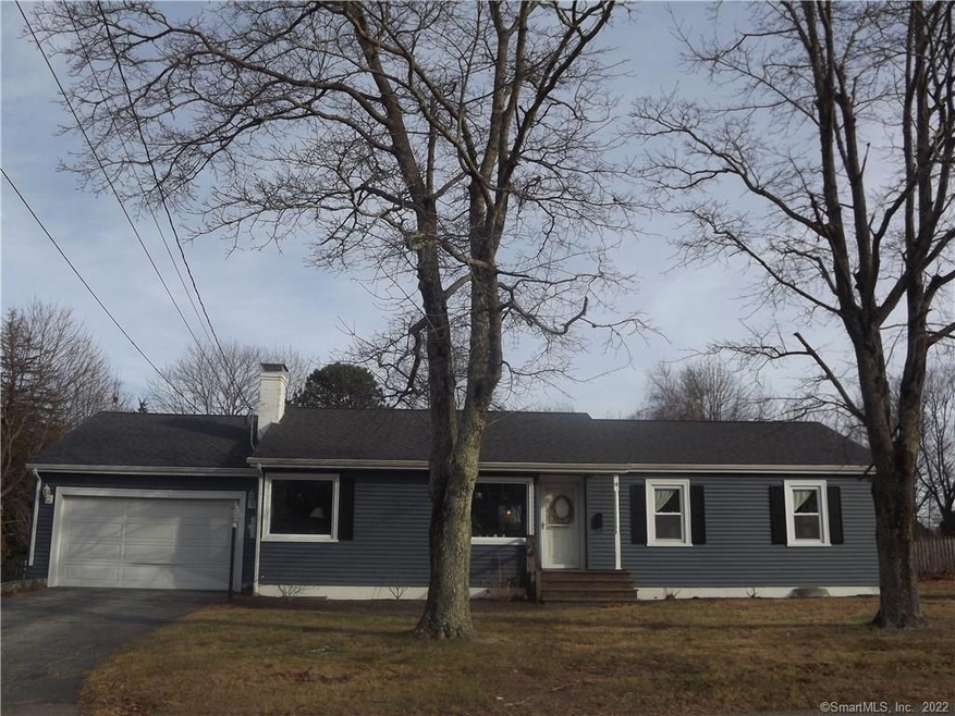 12 Lathrop Ave, Pawcatuck, CT 06379 - photo 1