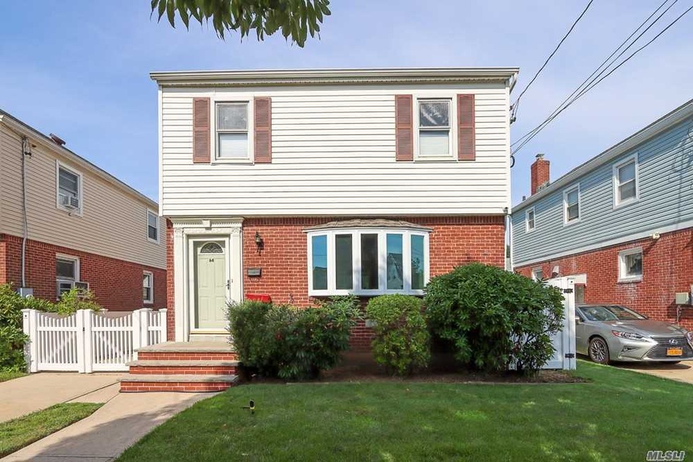 64 Spruce St, West Hempstead, NY 11552 - photo 1