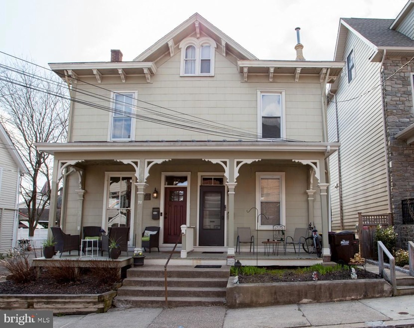 70 S Hamilton St, Doylestown, PA 18901 - photo 1