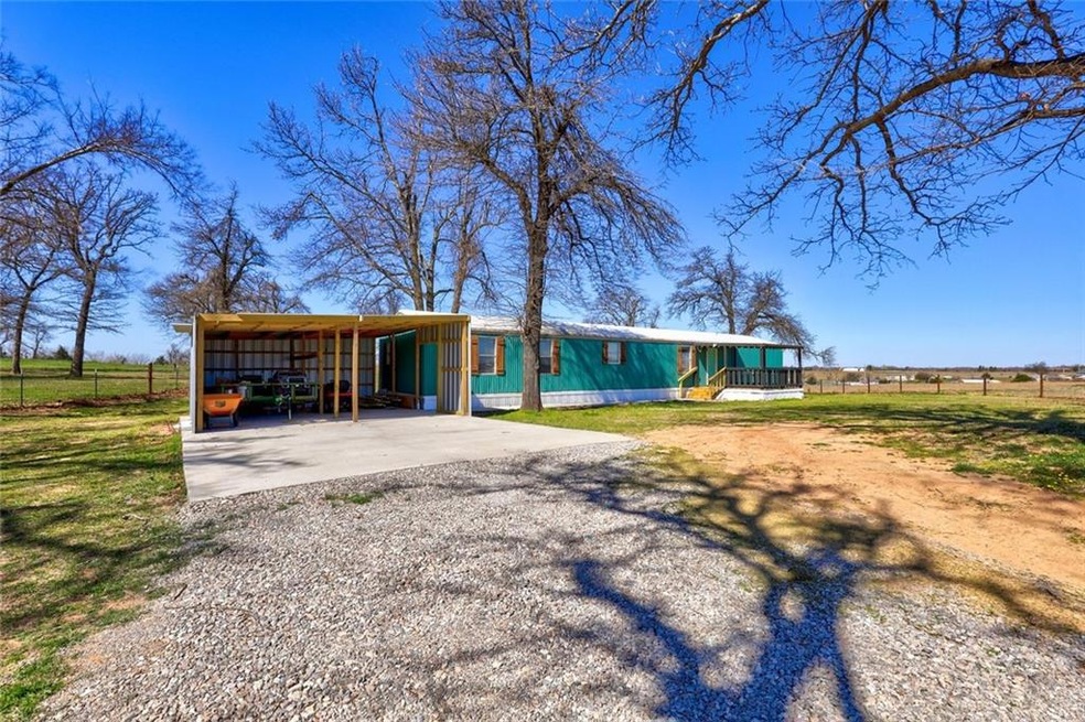 106419 Rodeo Dr, McLoud, OK 74851 - photo 1