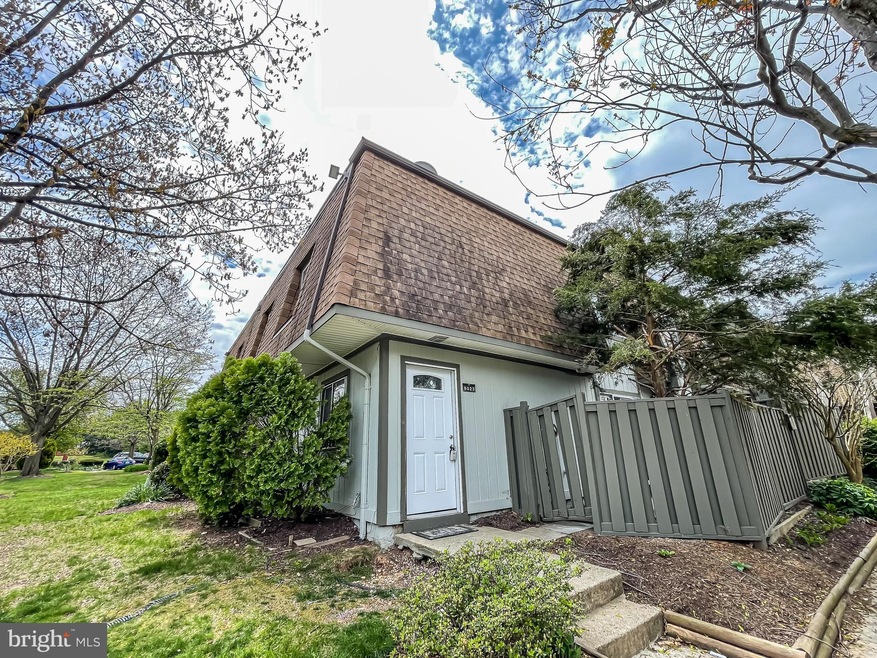 8023 Capistrano Place unit B, Alexandria, VA 22309 - photo 1