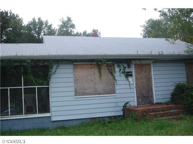 Exterior Front - The front of 1426 Minefee Street