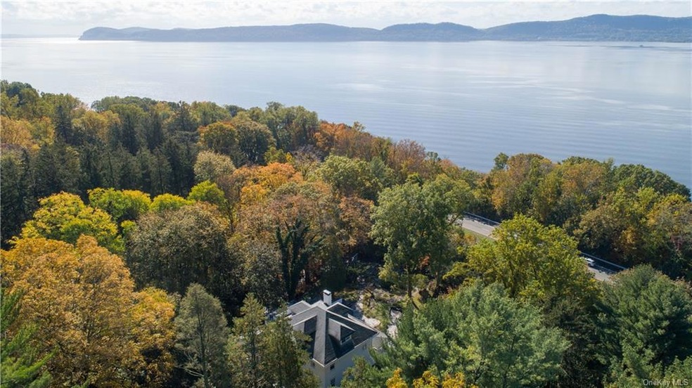 1330 Albany Post Rd, Croton On Hudson, NY 10520 - photo 1