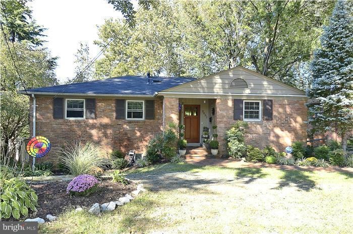 3831 Denfeld Ave, Kensington, MD 20895 - photo 1