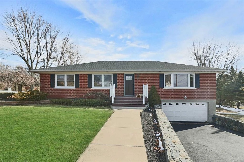 355 Augusta Dr, Hopewell Junction, NY 12533 - photo 1