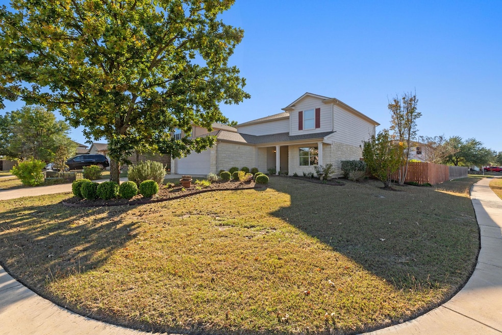 172 Chaparro Dr, Kyle, TX 78640 - photo 1