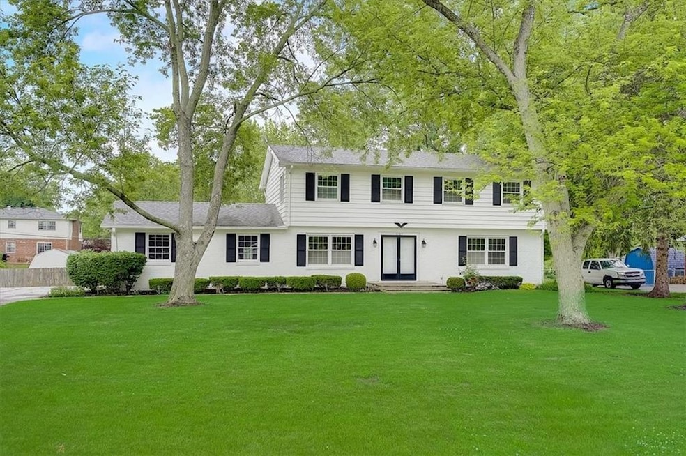 6127 Wexford Rd, Indianapolis, IN 46220 - photo 1