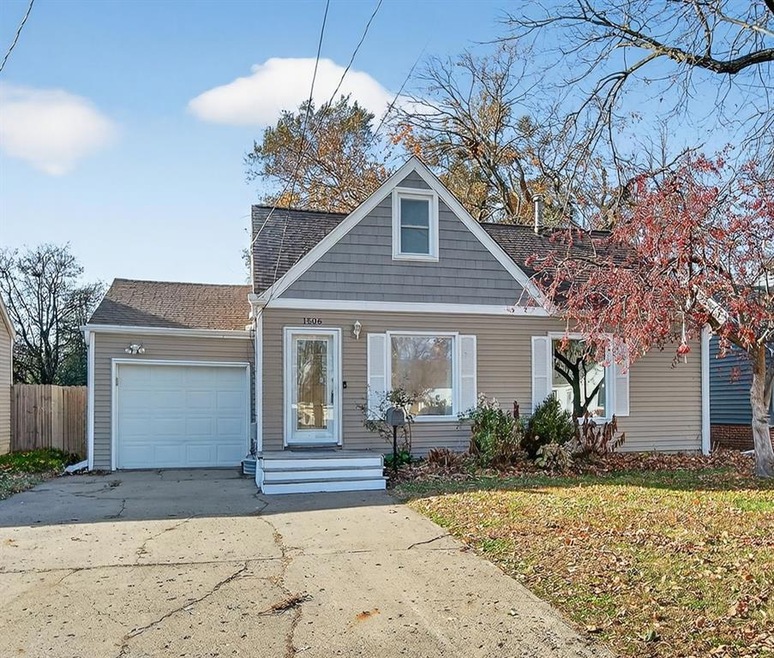 1506 64th St, Windsor Heights, IA 50324 - photo 1