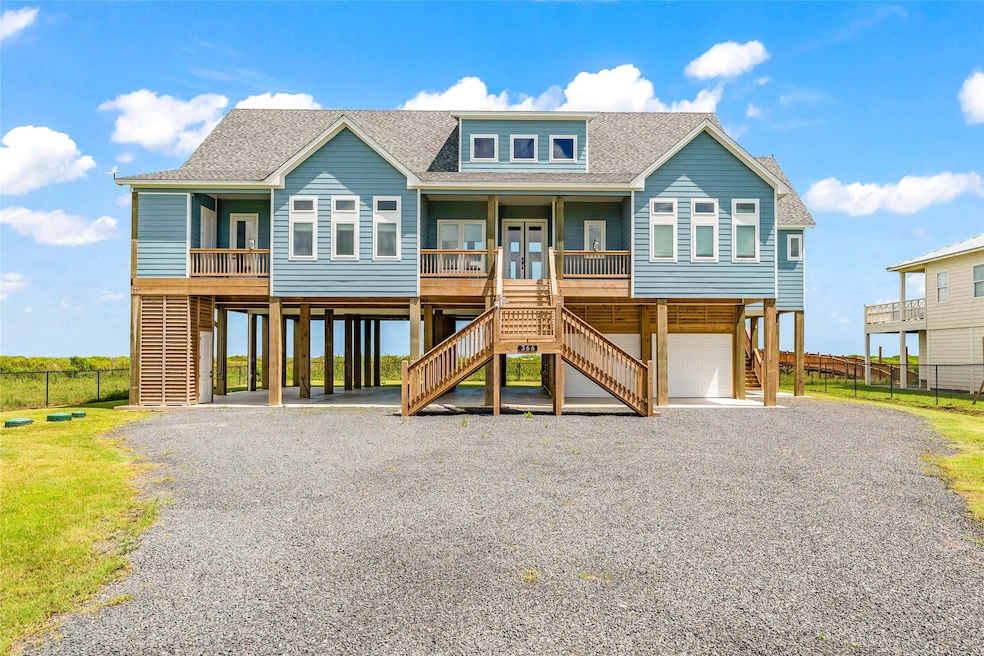 Pending $1,330,000 • Co-Listing Agent