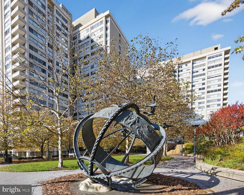 4515 Willard Ave, Chevy Chase, MD 20815 - photo 1