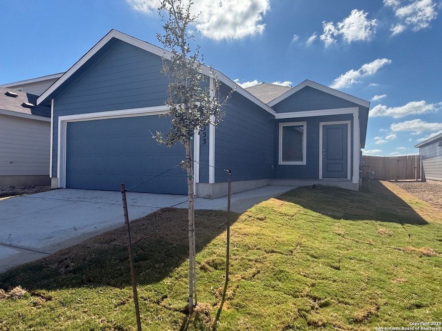 For Rent $1,525/month