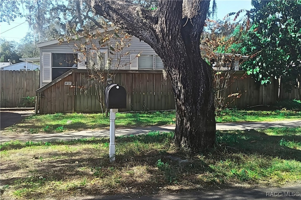 1205 Calvary Rd, Holiday, FL 34691 - photo 1