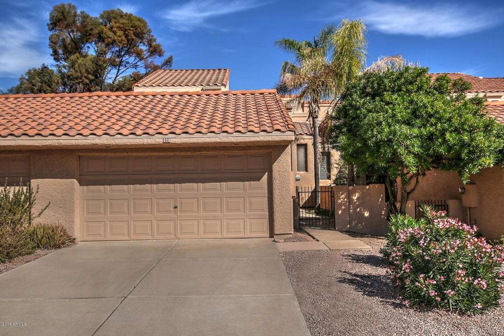 328 E Larkspur Ln Tempe AZ-large-001-6-F